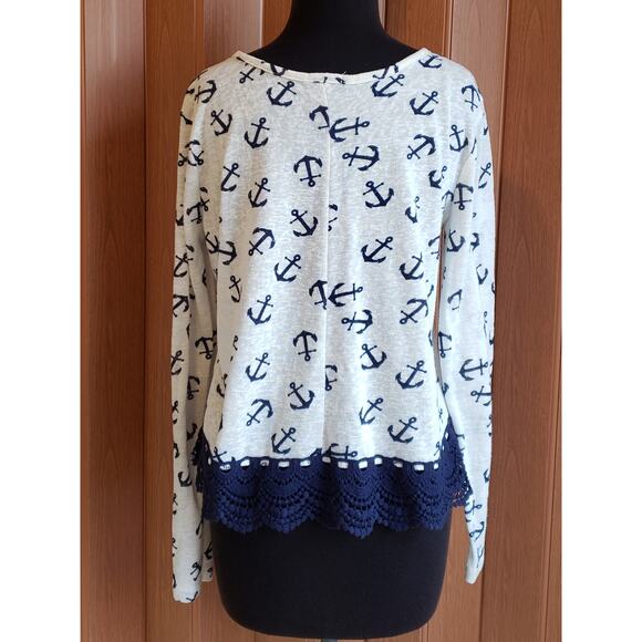 Rue21 size medium white with blue anchors pullover lightweight sweater - Picture 4 of 5